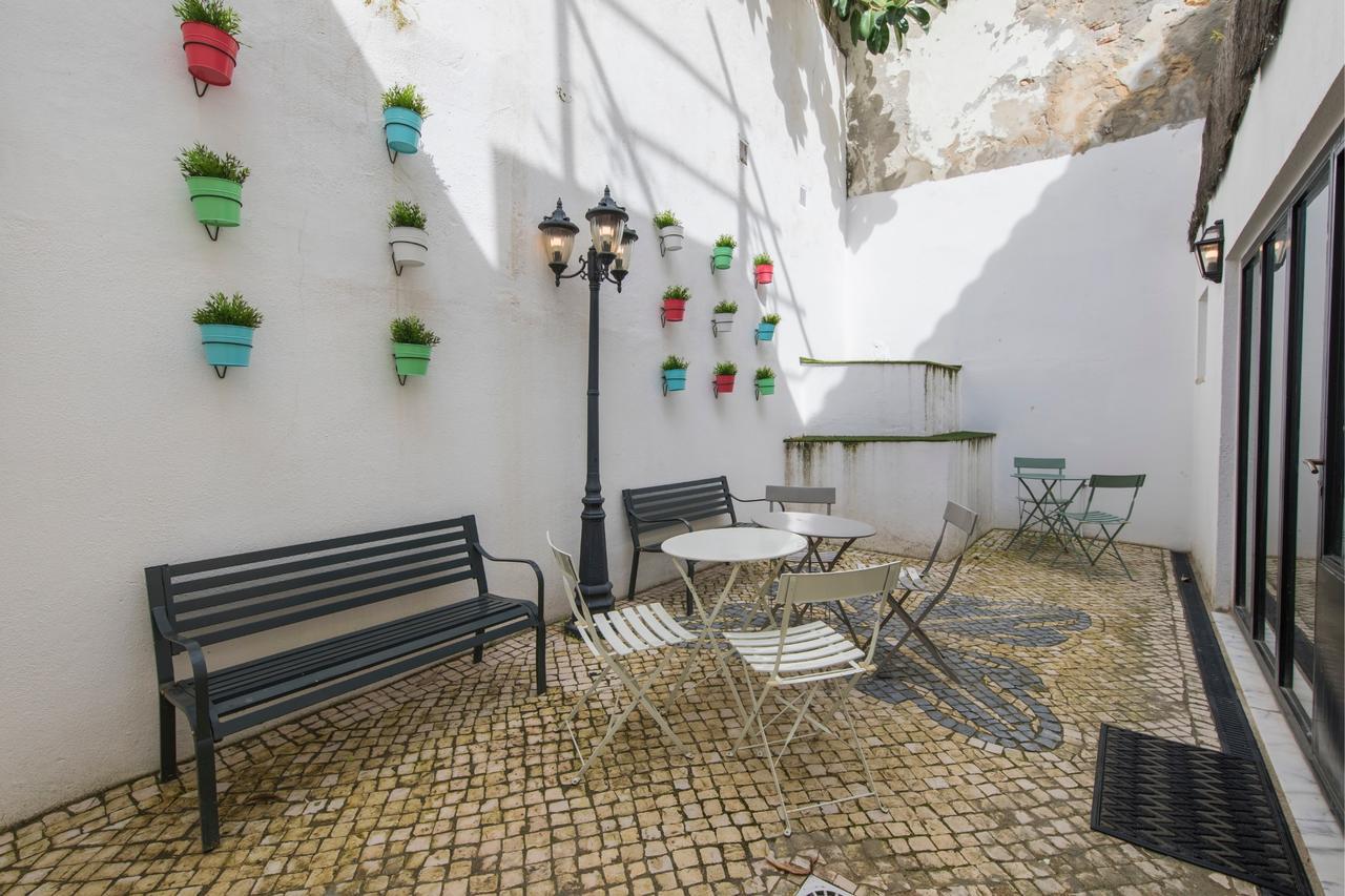 Lovelystay - Bica Patio Duplex Lisboa Dış mekan fotoğraf