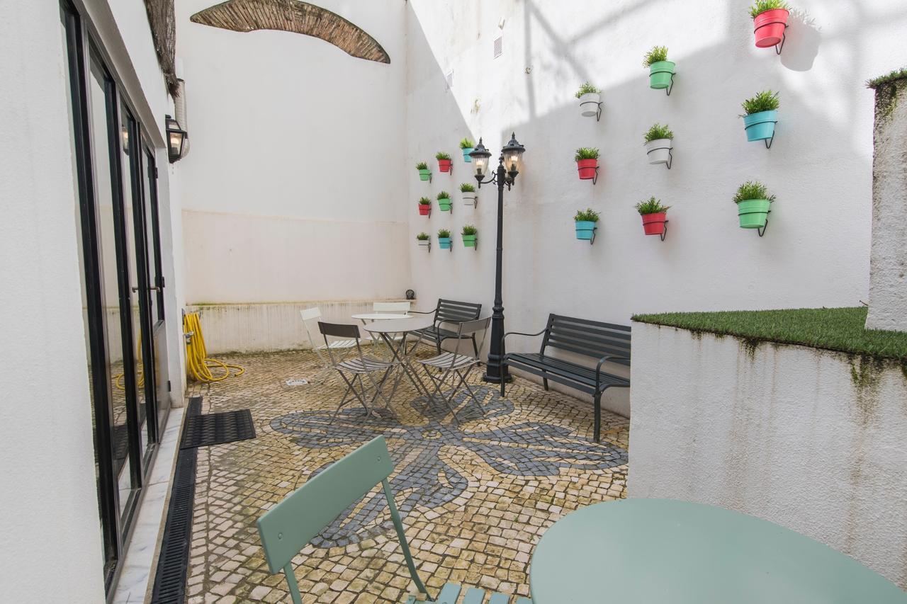 Lovelystay - Bica Patio Duplex Lisboa Dış mekan fotoğraf